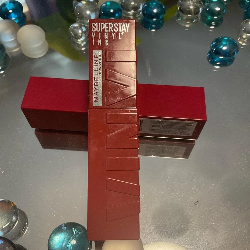 Maybelline Super Stay Vinyl Ink Liquid Lipstick 130 Extra Red Burgundy New